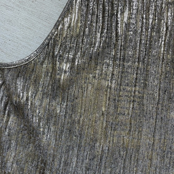 Metallic Tank Top - Picture 2 of 3